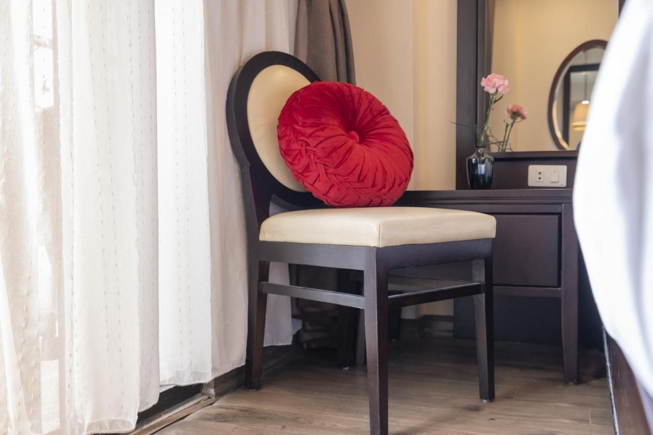 Hanoi Center Silk Charming Hotel & Travel Esterno foto