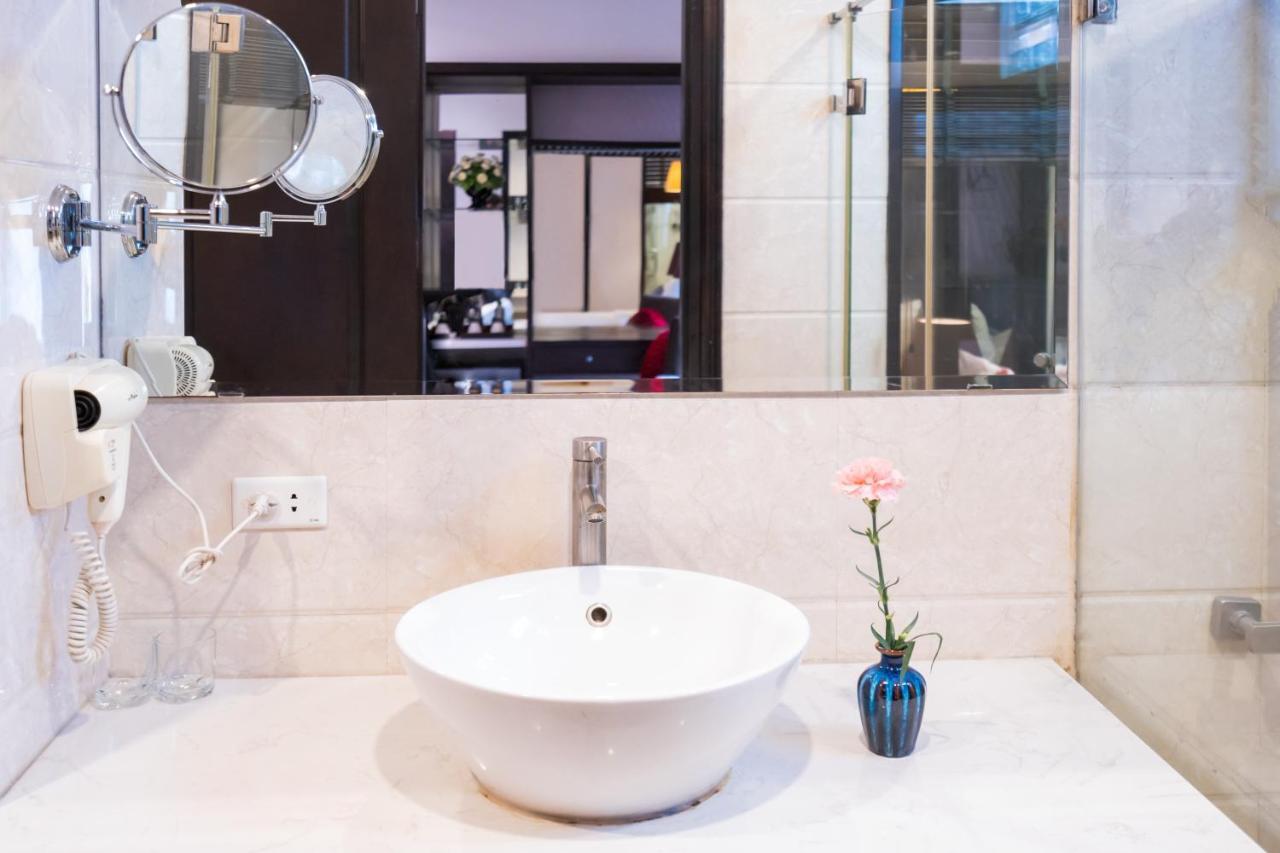 Hanoi Center Silk Charming Hotel & Travel Esterno foto