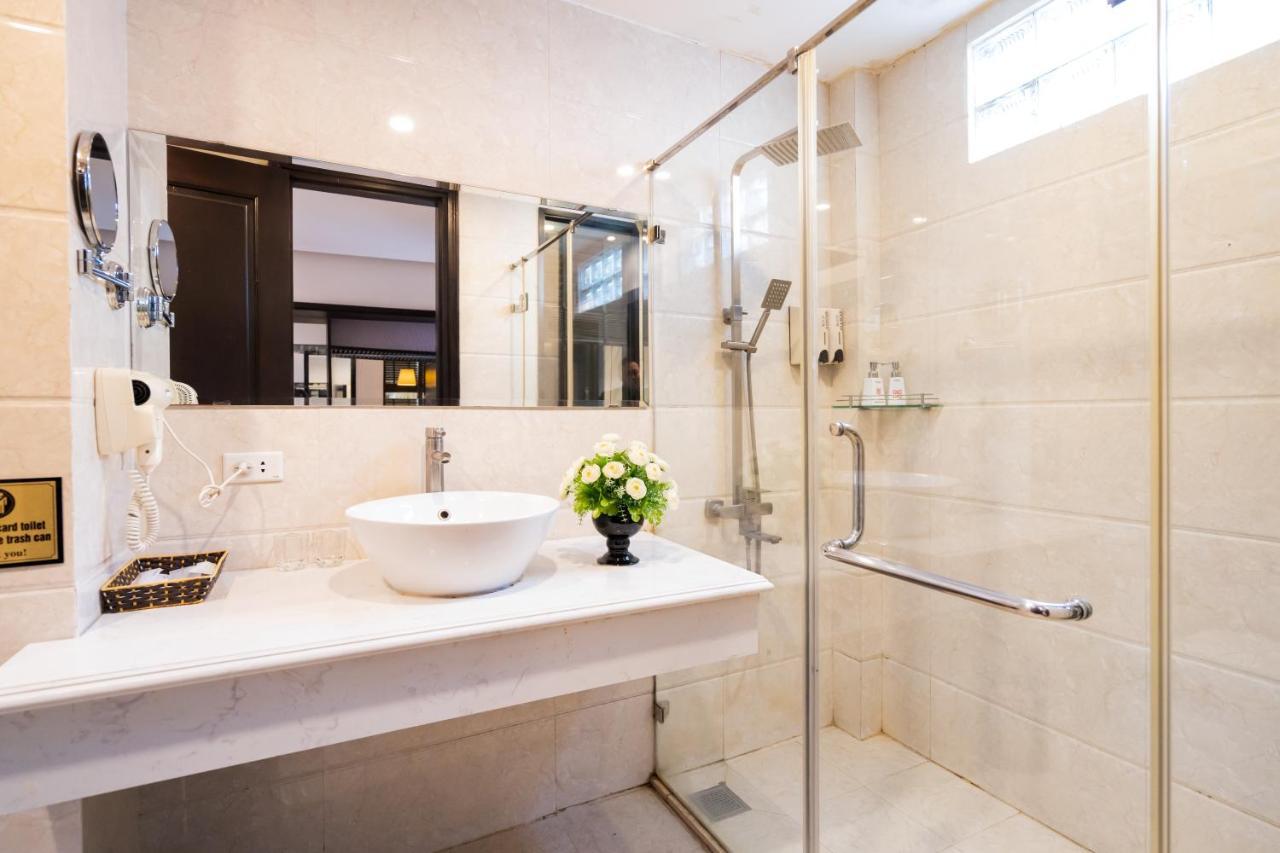 Hanoi Center Silk Charming Hotel & Travel Esterno foto