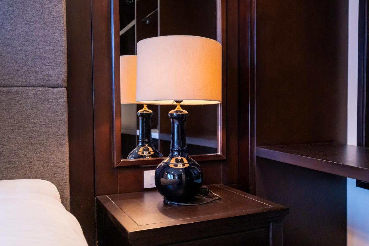 Hanoi Center Silk Charming Hotel & Travel Esterno foto