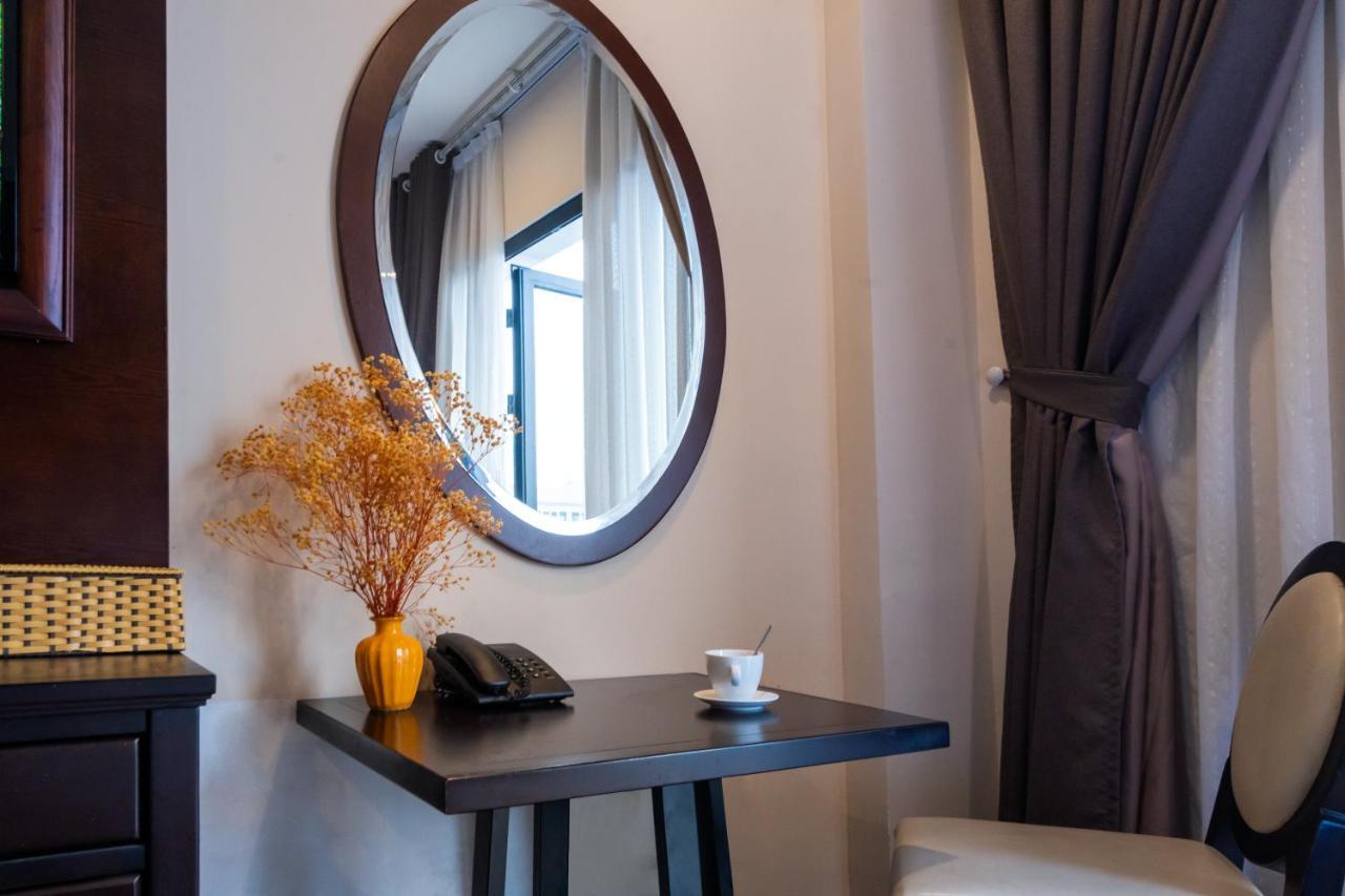 Hanoi Center Silk Charming Hotel & Travel Esterno foto